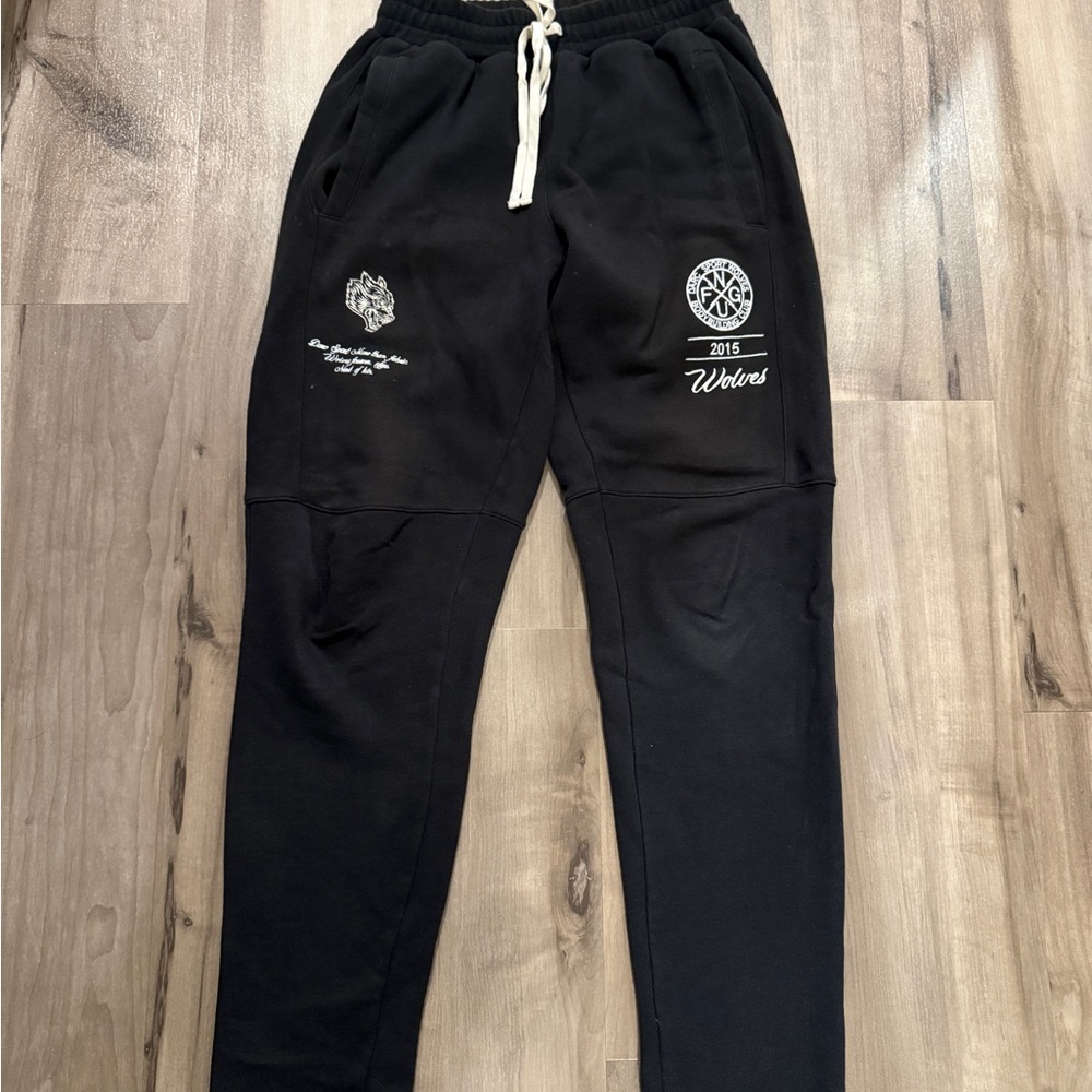Darc Sport Wolves Sweats size Medium